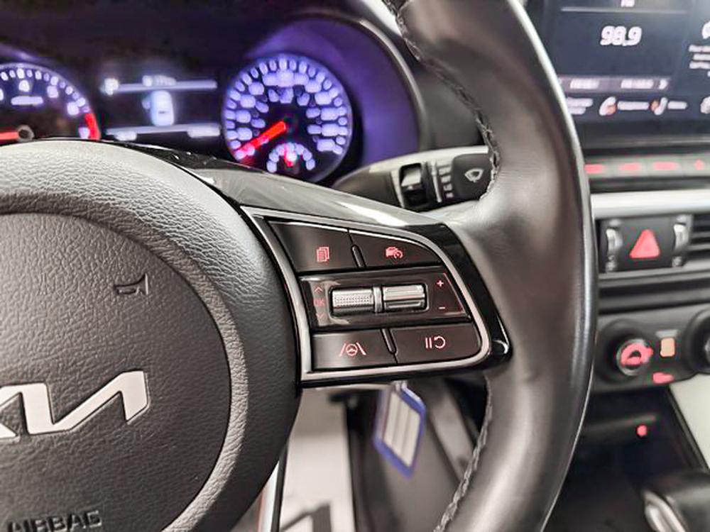 Kia Forte EX 2022 d&rsquo;occasion à vendre - 18