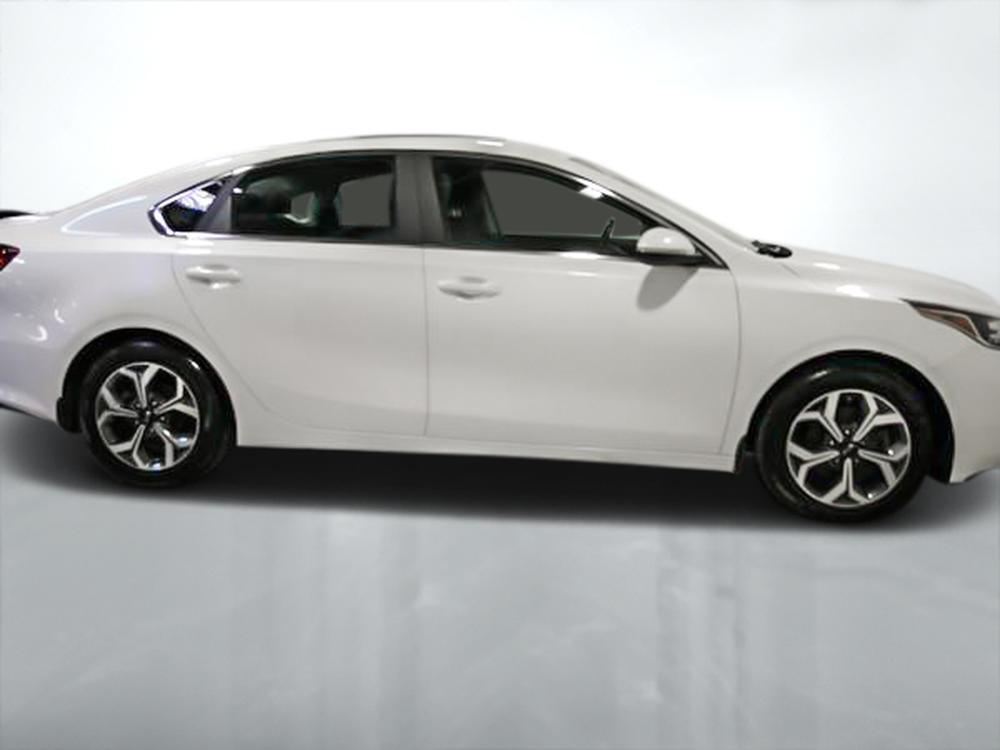 Kia Forte EX 2020 d&rsquo;occasion à vendre - 2