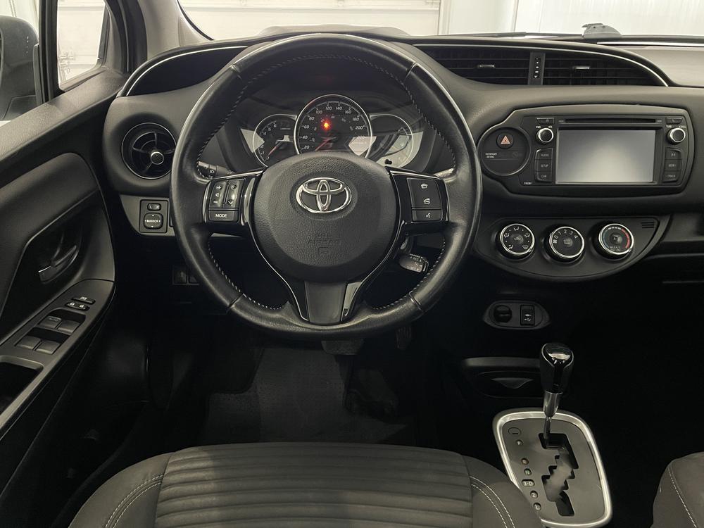 Toyota Yaris Hatchback SE / Toit noir 2018 d&rsquo;occasion à vendre - 9