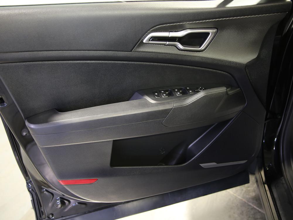 Kia Sportage LX 2023 d&rsquo;occasion à vendre - 12