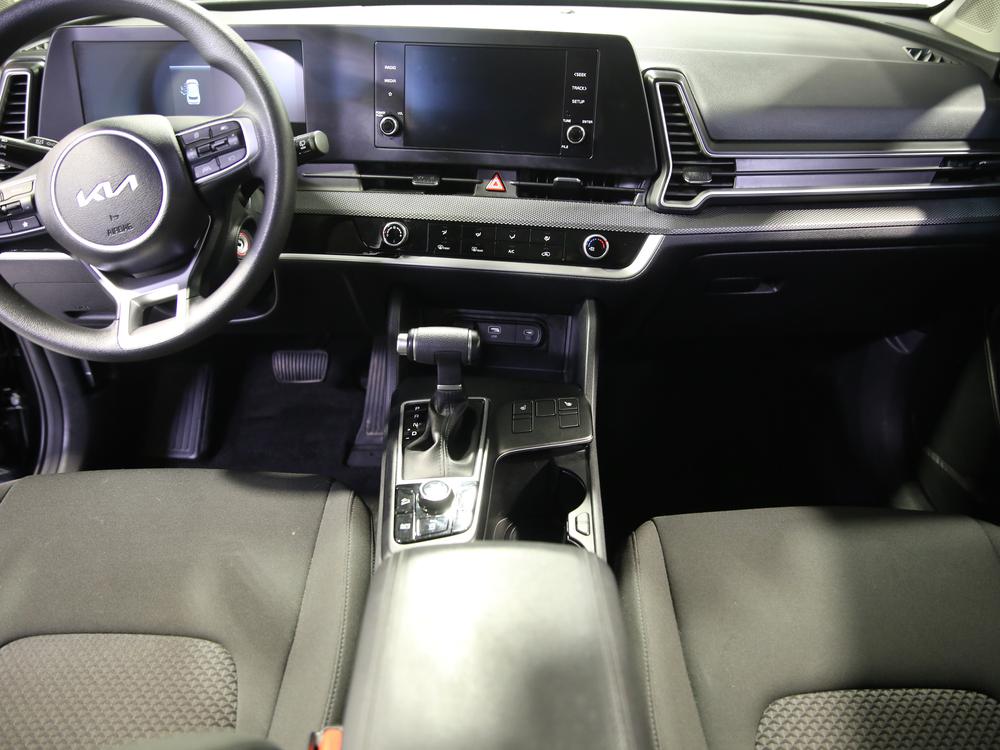 Kia Sportage LX 2023 d&rsquo;occasion à vendre - 29