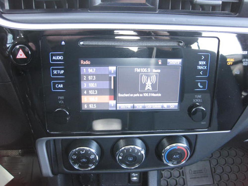 Toyota Corolla LE 2017 d&rsquo;occasion à vendre - 17