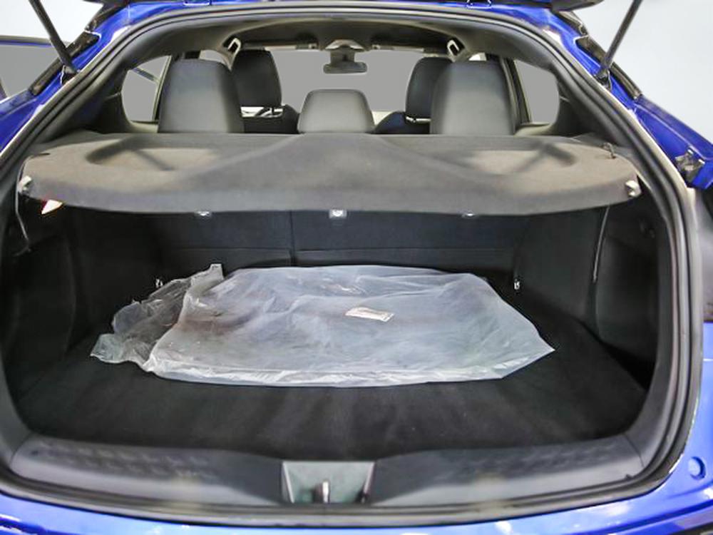 Toyota C-HR LE 2022 d&rsquo;occasion à vendre - 34