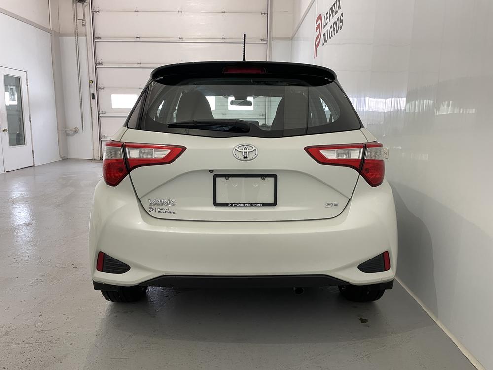 Toyota Yaris Hatchback SE / Toit noir 2018 d&rsquo;occasion à vendre - 6