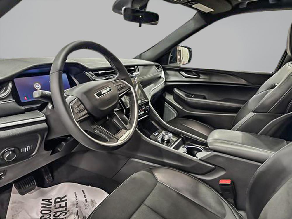 Jeep Grand Cherokee Altitude 2025 d&rsquo;occasion à vendre - 12