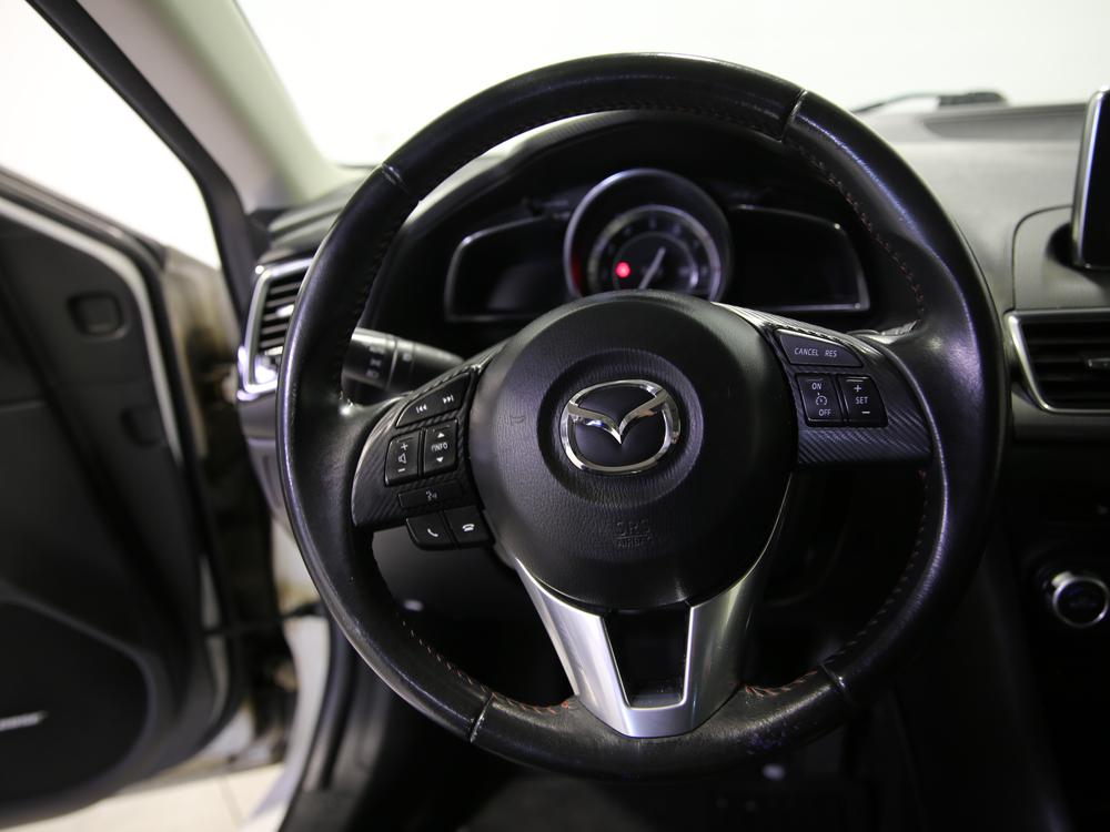 Mazda Mazda3 GT 2015 d&rsquo;occasion à vendre - 21