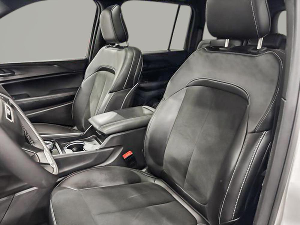 Jeep Grand Cherokee Altitude 2025 d&rsquo;occasion à vendre - 13