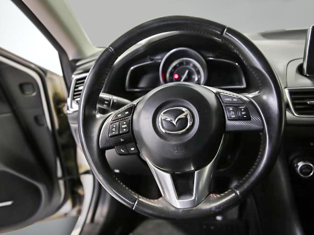 Mazda Mazda3 GT 2015 d&rsquo;occasion à vendre - 21