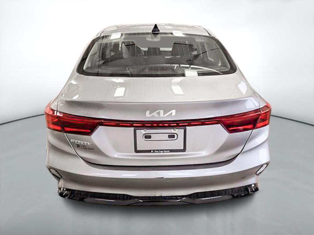 Kia Forte EX 2022 d&rsquo;occasion à vendre - 7