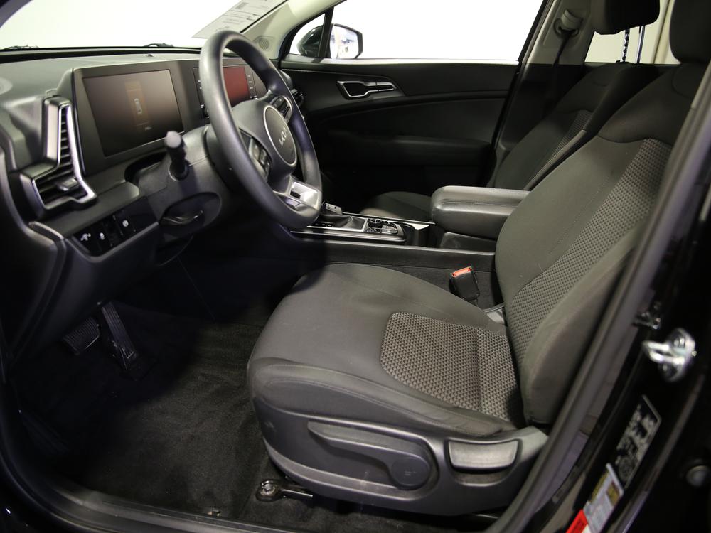 Kia Sportage LX 2023 d&rsquo;occasion à vendre - 14
