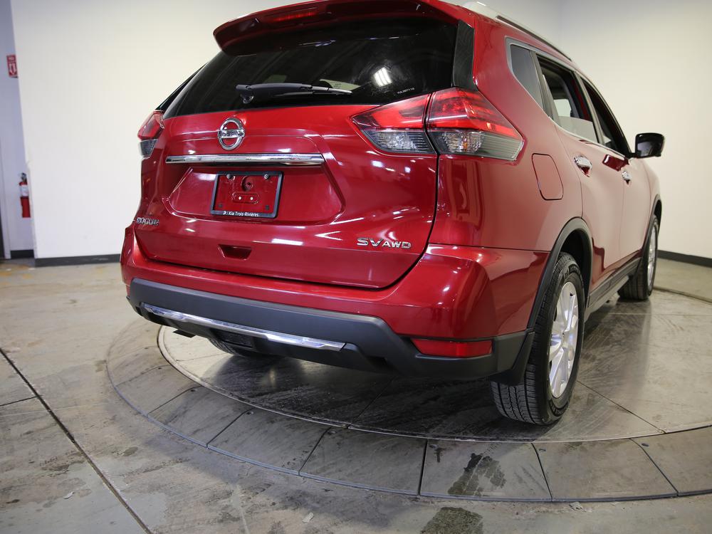 Nissan Rogue SV 2017 d&rsquo;occasion à vendre - 3