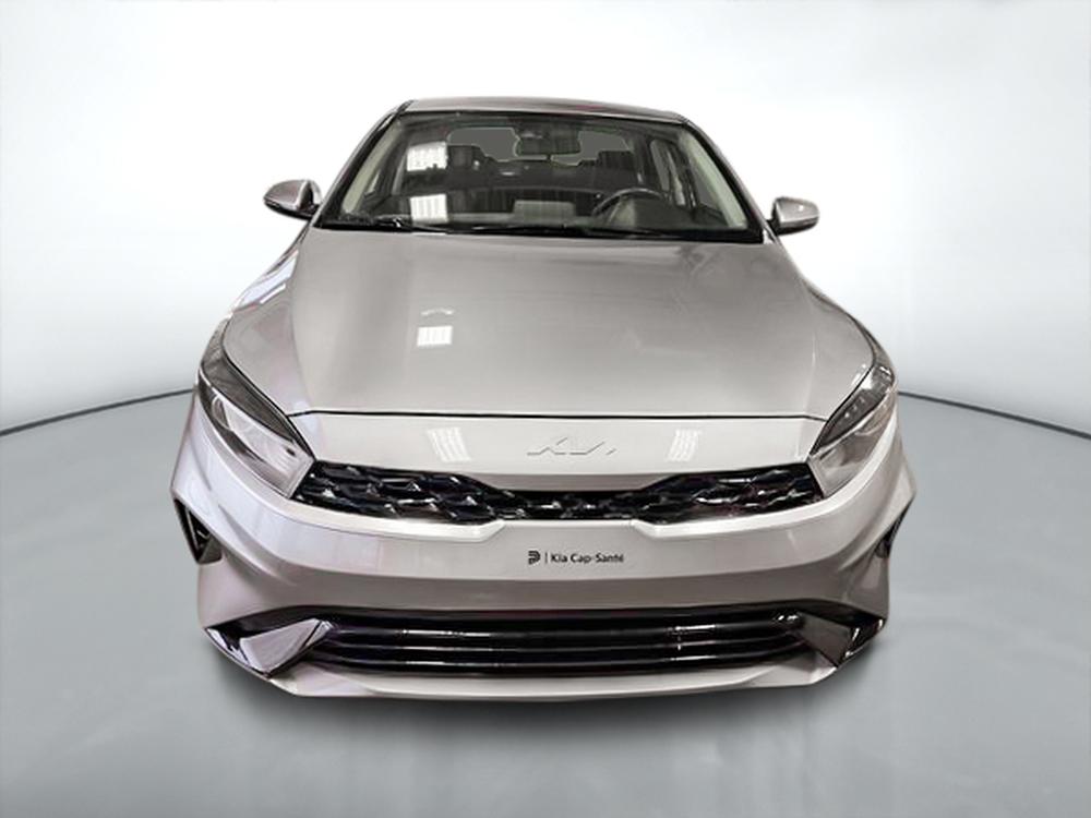 Kia Forte EX 2022 d&rsquo;occasion à vendre - 2