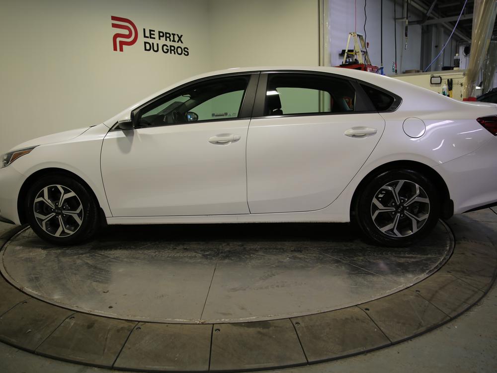 Kia Forte EX 2020 d&rsquo;occasion à vendre - 6