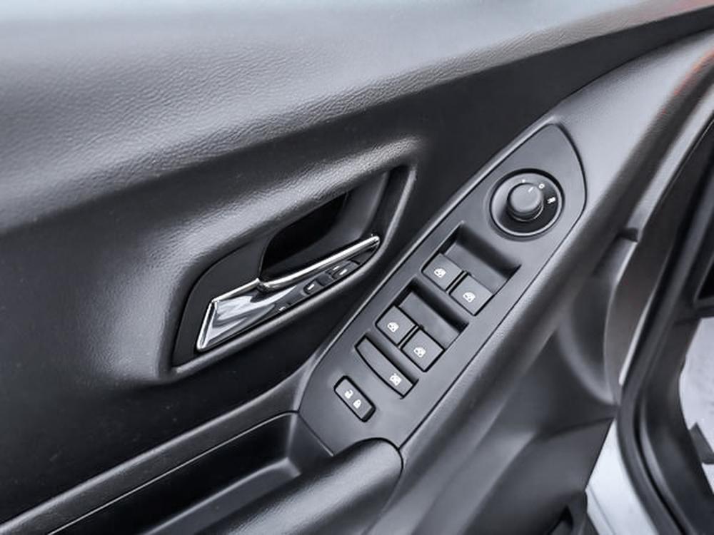 Chevrolet Trax LT AWD 2021 d&rsquo;occasion à vendre - 14