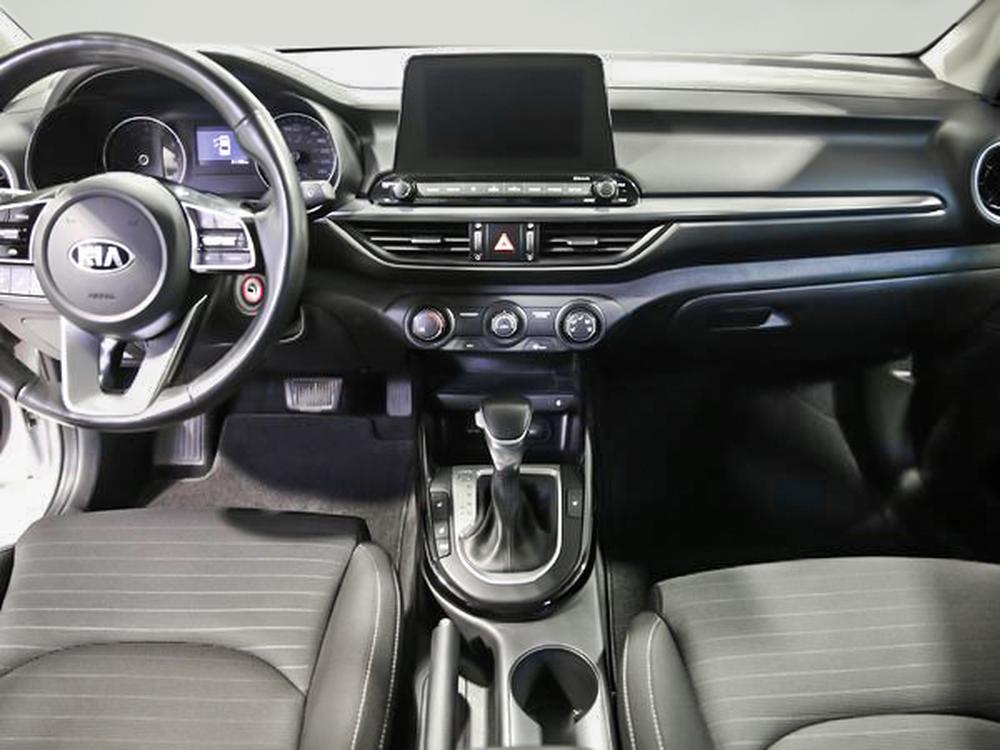 Kia Forte EX 2020 d&rsquo;occasion à vendre - 32