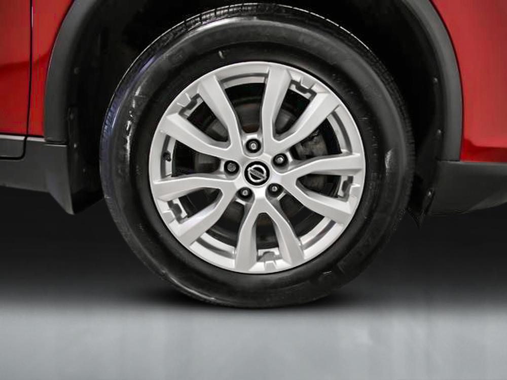 Nissan Rogue SV 2017 d&rsquo;occasion à vendre - 12