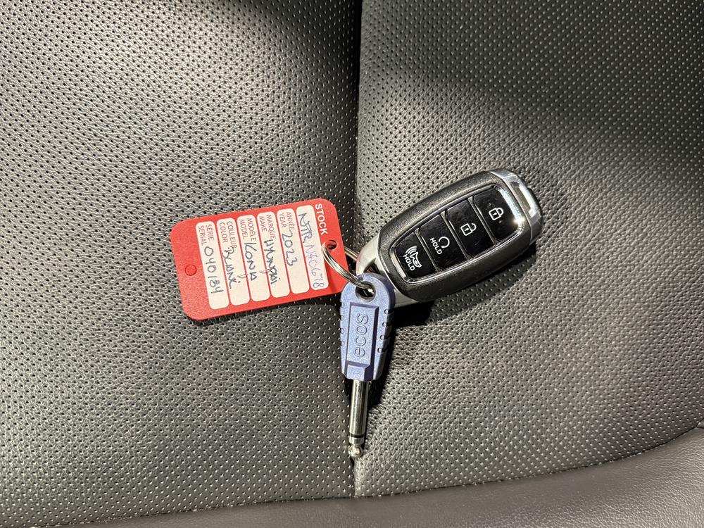 Hyundai Kona Preferred W/sun & leather package 2023 d&rsquo;occasion à vendre - 33