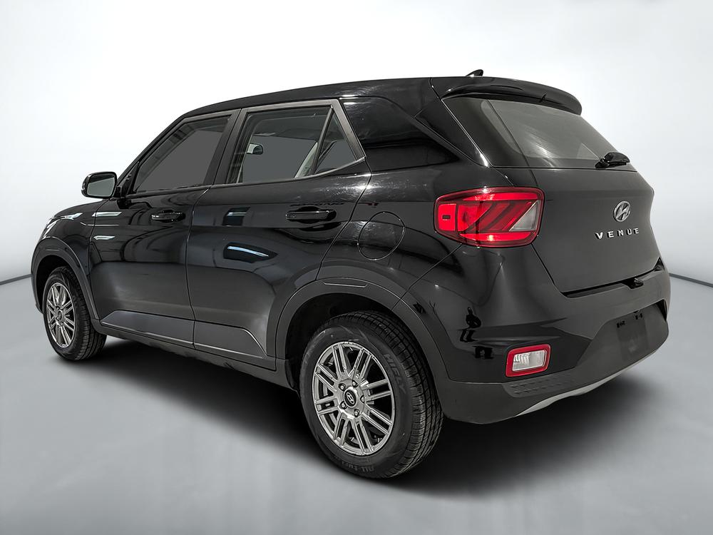 Hyundai Venue Essential 2021 d&rsquo;occasion à vendre - 6