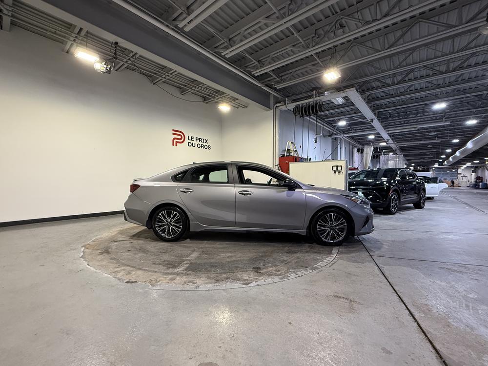 Kia Forte GT-LINE 2023 d&rsquo;occasion à vendre - 2