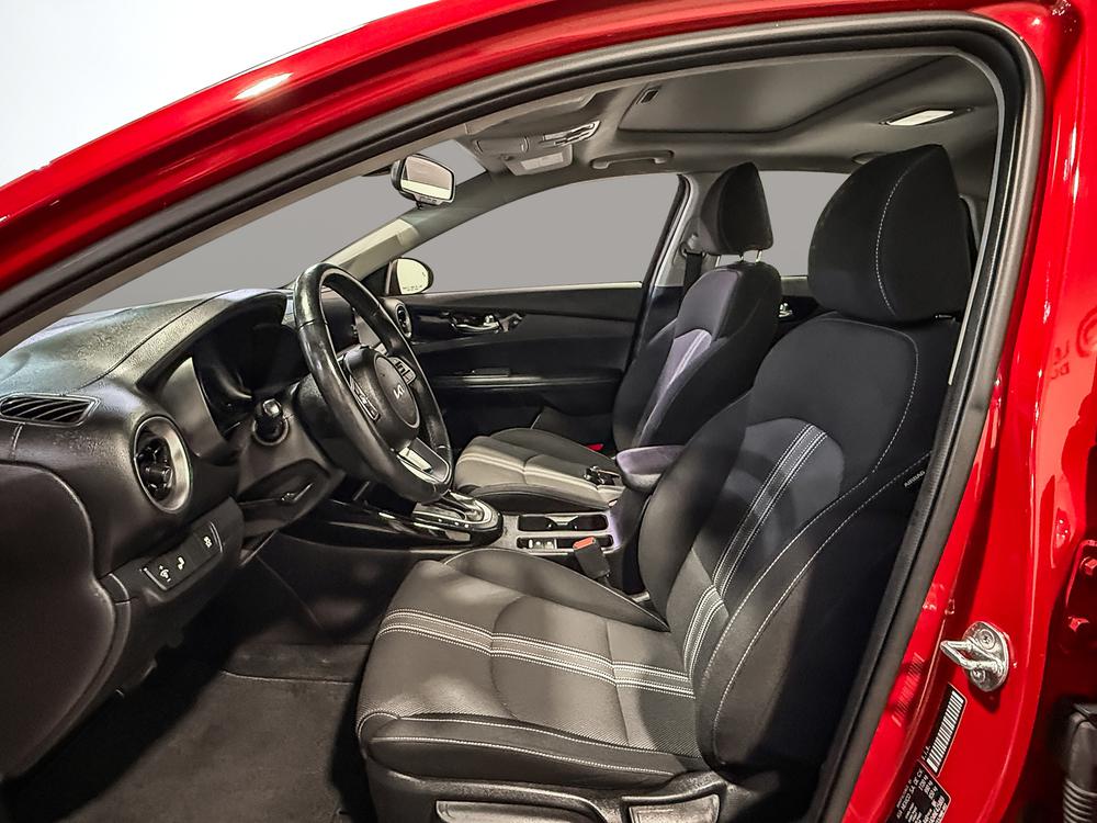 Kia Forte EX+ 2022 d&rsquo;occasion à vendre - 18