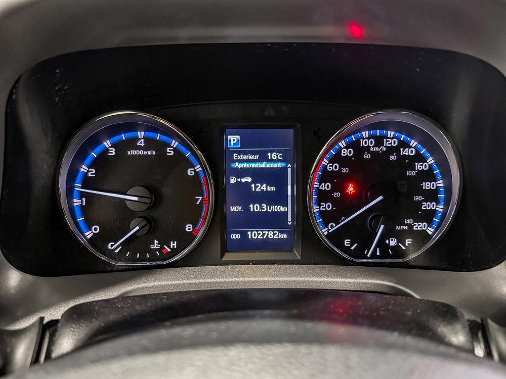 Toyota RAV4 LE 2018 d&rsquo;occasion à vendre - 24