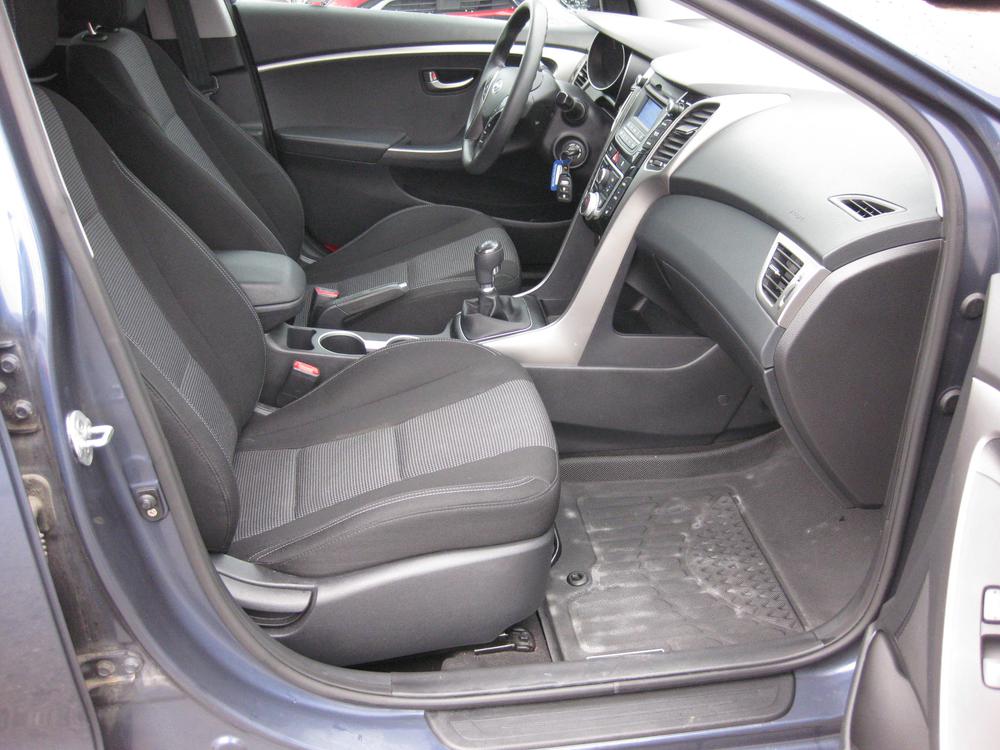 Hyundai Elantra GT GL 2017 d&rsquo;occasion à vendre - 26