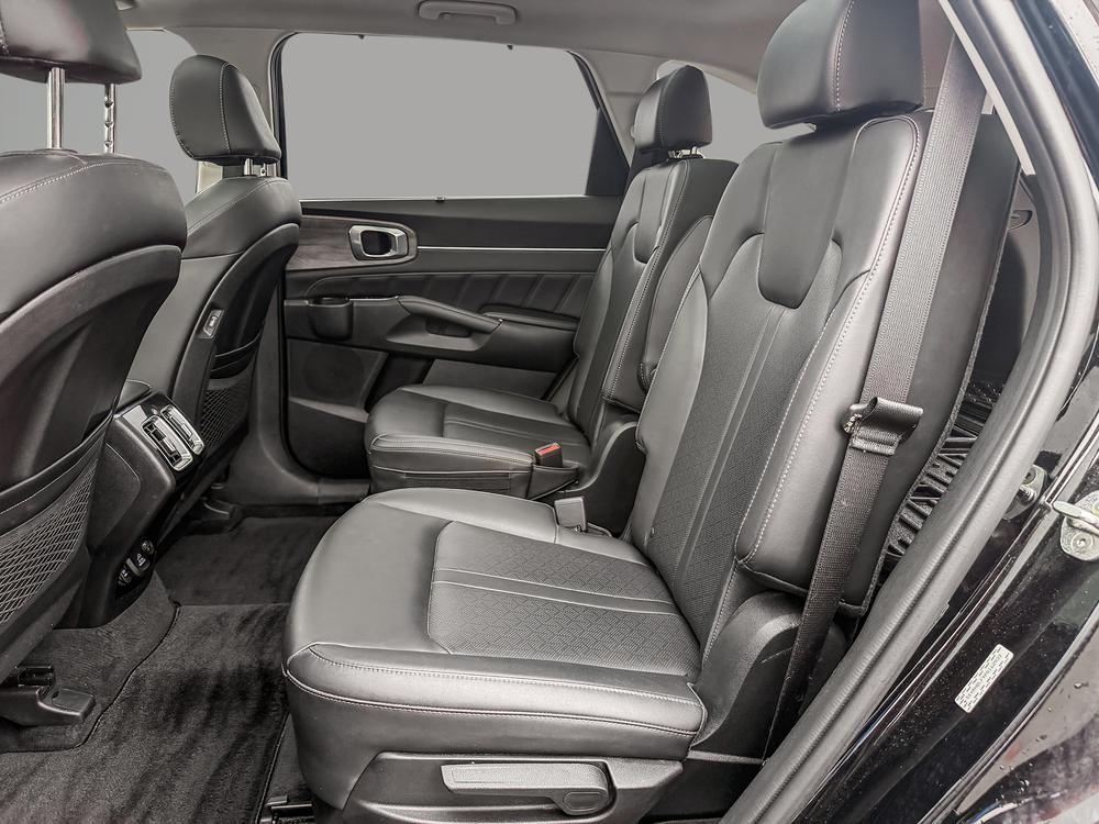 Kia Sorento 2023 Noir usage à vendre Kia Sorento 2023 Noir usage à vendre