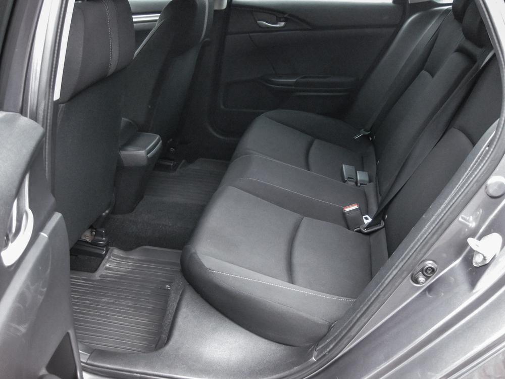 Honda Civic Sedan 2018 Gris usage à vendre Honda Civic Sedan 2018 Gris usage à vendre