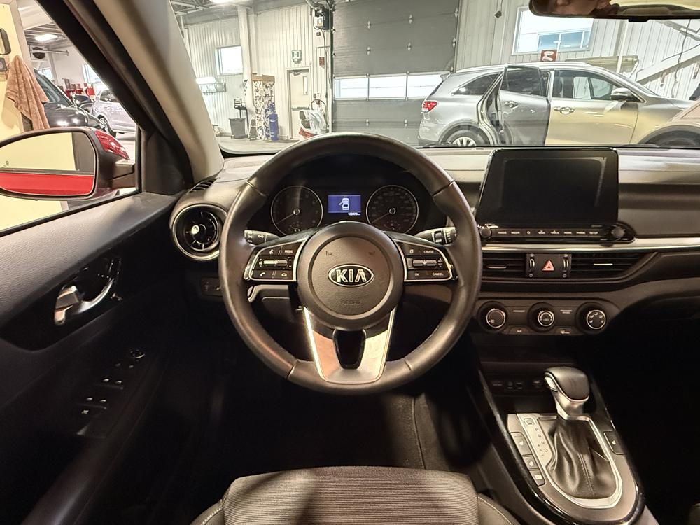Kia Forte EX 2020 d&rsquo;occasion à vendre - 18