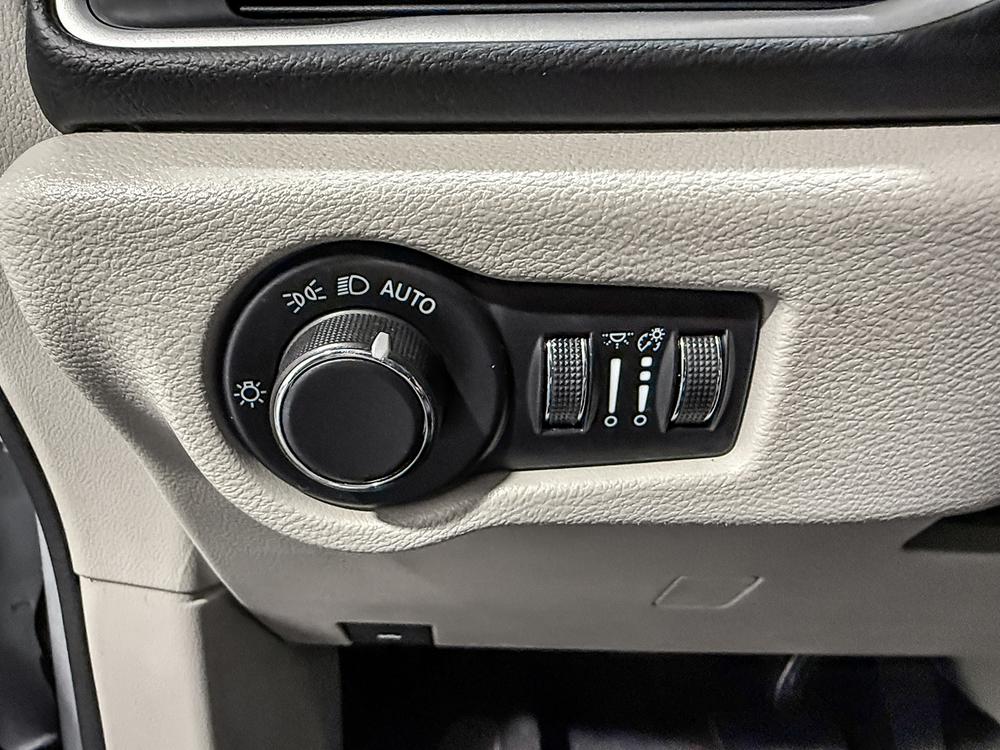 Chrysler Grand Caravan SXT 2024 d&rsquo;occasion à vendre - 16