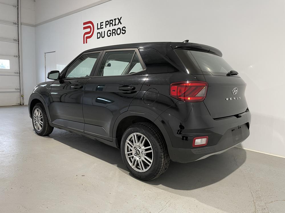 Hyundai Venue Essential 2021 d&rsquo;occasion à vendre - 6