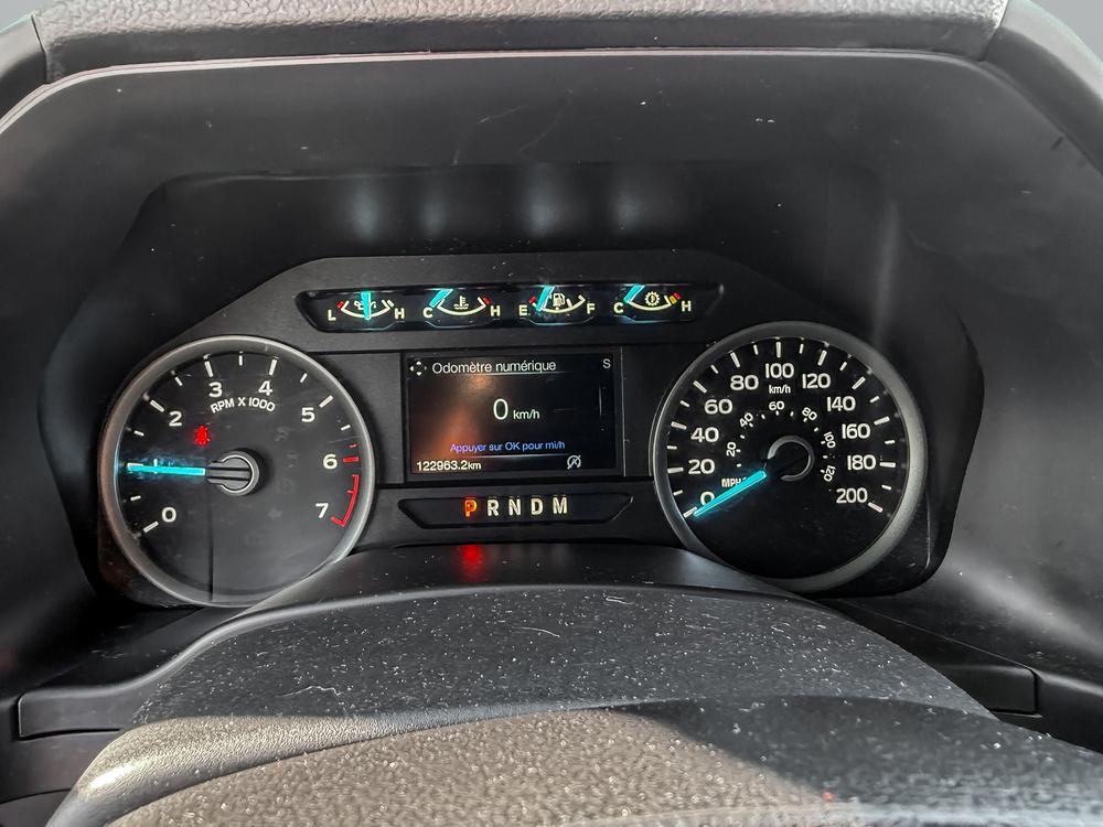 Ford F-150 SUPERCREM XLT 2020 d&rsquo;occasion à vendre - 23