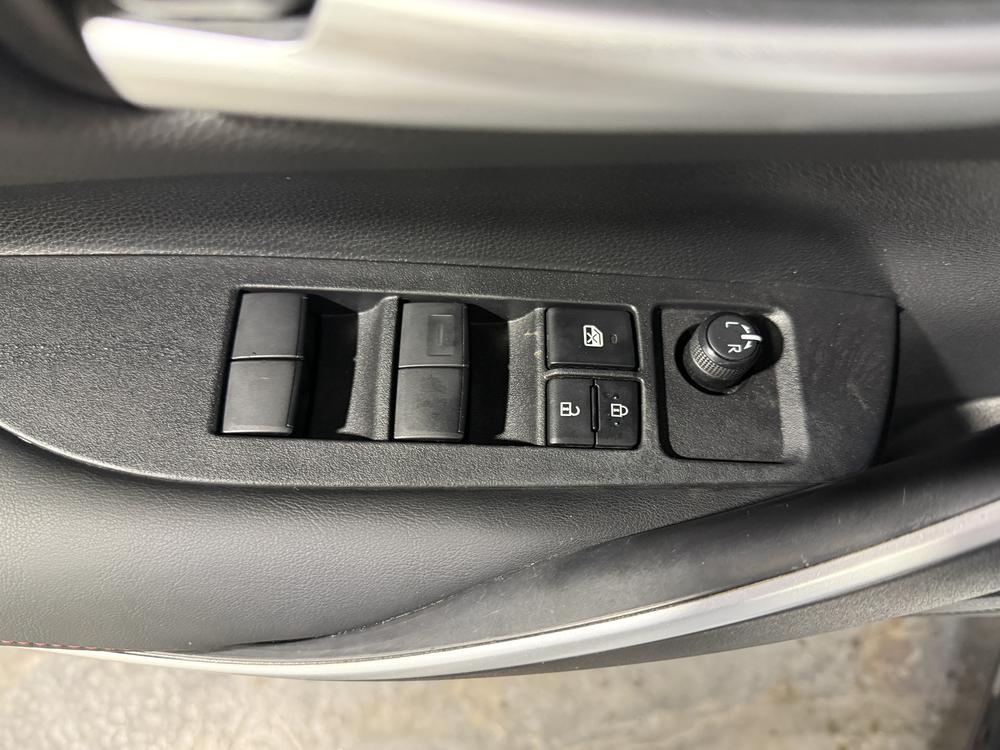 Toyota Corolla SE 2023 d&rsquo;occasion à vendre - 14