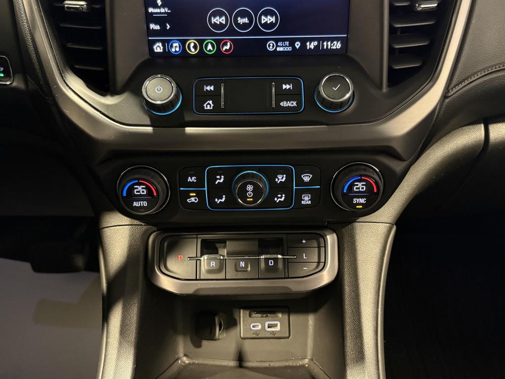 GMC Acadia AT4 2023 d&rsquo;occasion à vendre - 29