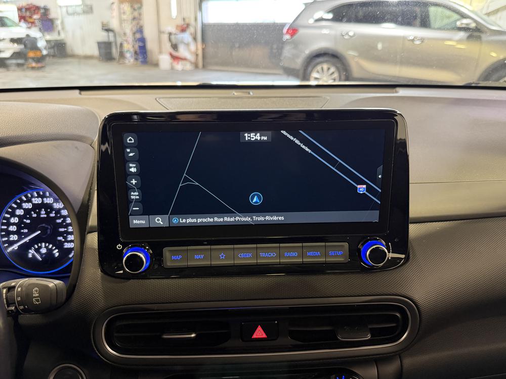 Hyundai Kona Preferred W/sun & leather package 2023 d&rsquo;occasion à vendre - 26