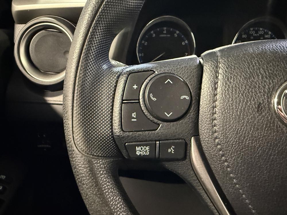 Toyota RAV4 LE 2018 d&rsquo;occasion à vendre - 19