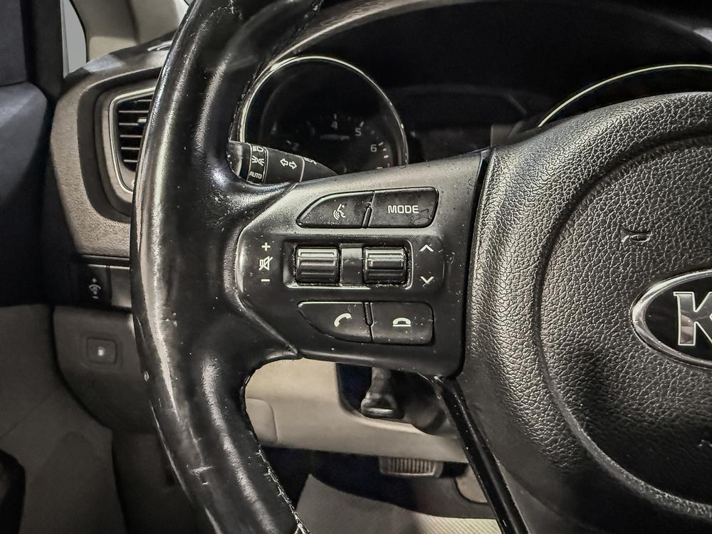 Kia Sedona LX 2019 d&rsquo;occasion à vendre - 18
