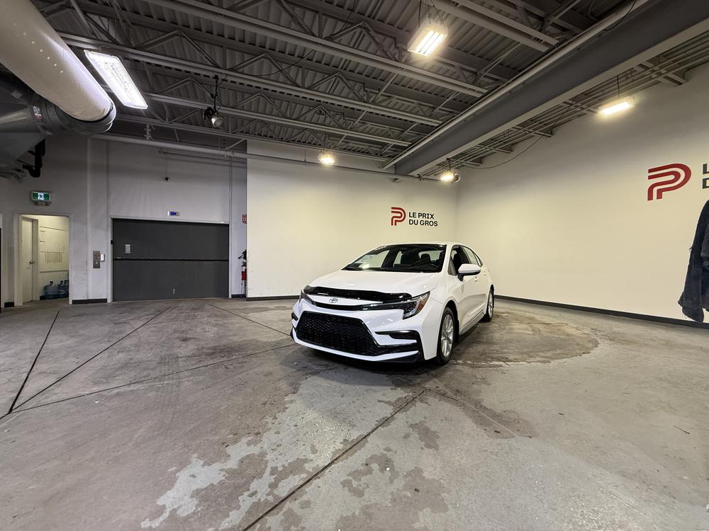Toyota Corolla SE 2023 d&rsquo;occasion à vendre - 8