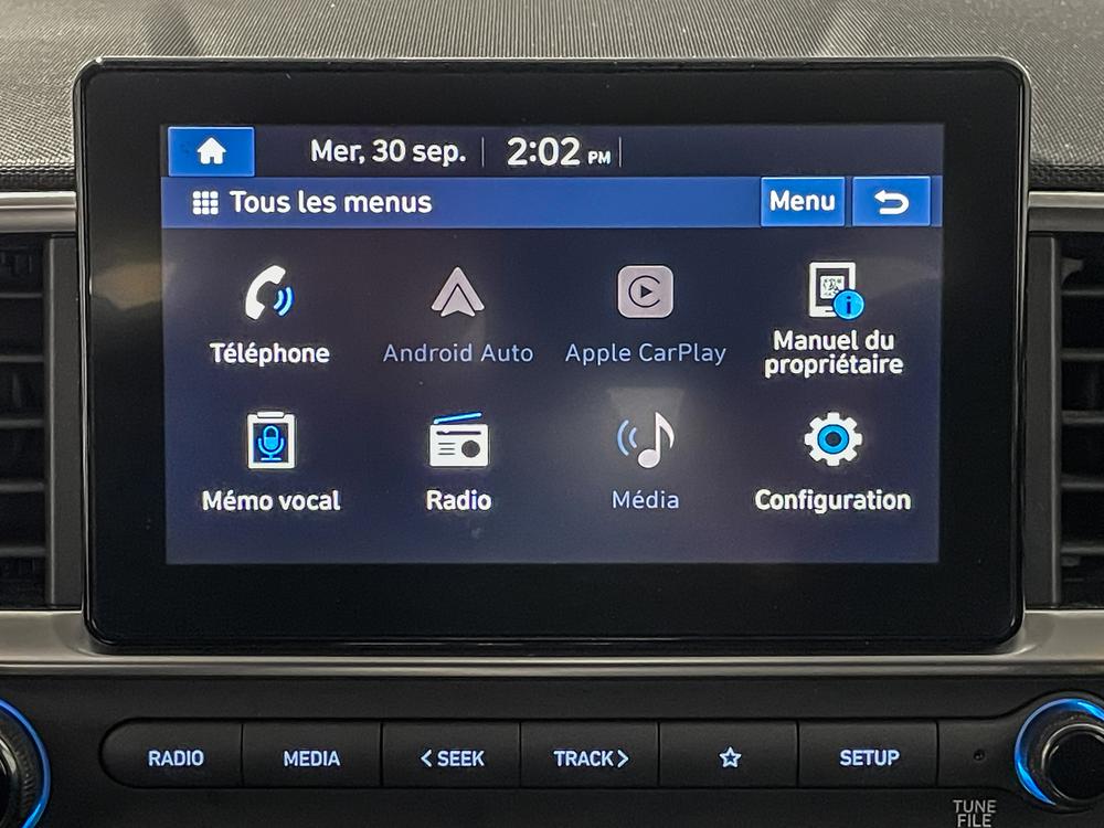 Hyundai Venue Essential 2021 d&rsquo;occasion à vendre - 22