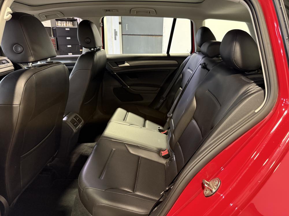 Volkswagen Golf SportWagen 2018 Rouge usage à vendre Volkswagen Golf SportWagen 2018 Rouge usage à vendre
