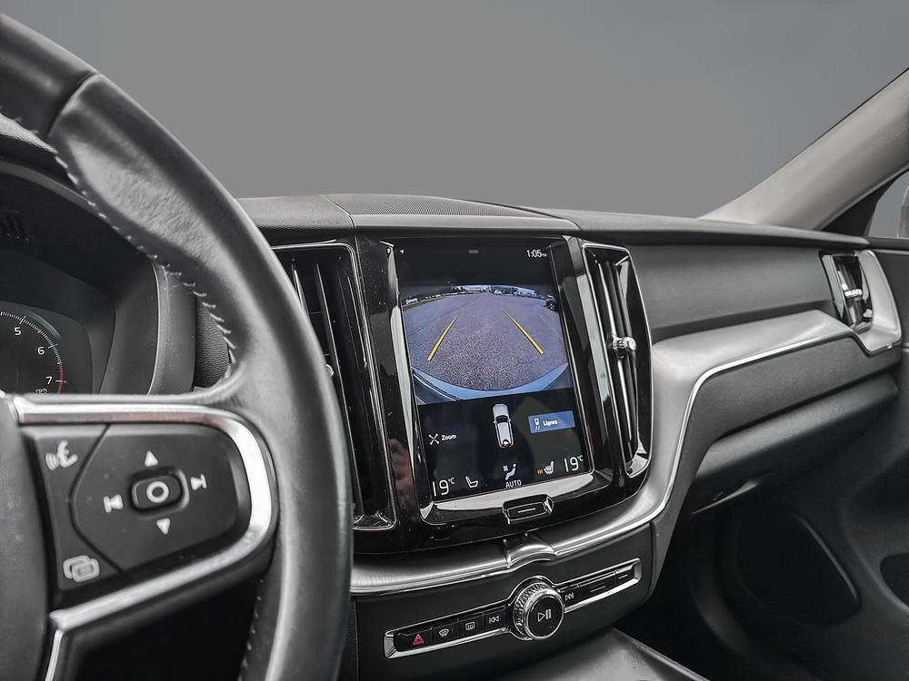 Volvo XC60 T6 MOMENTUM AWD 2019 d&rsquo;occasion à vendre - 19