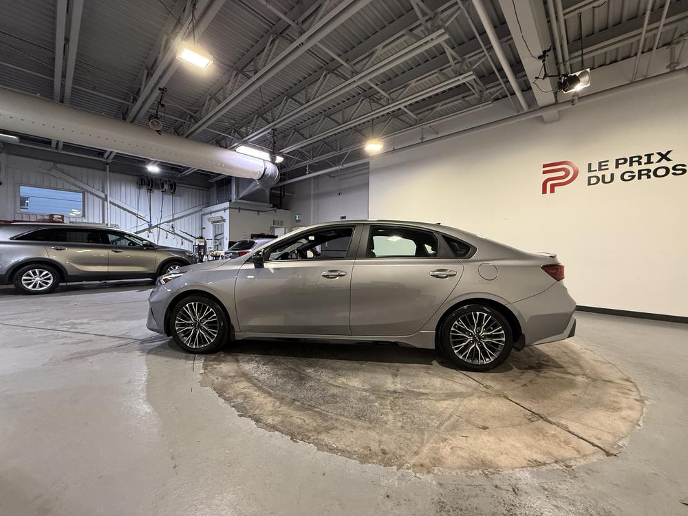Kia Forte GT-LINE 2023 d&rsquo;occasion à vendre - 7