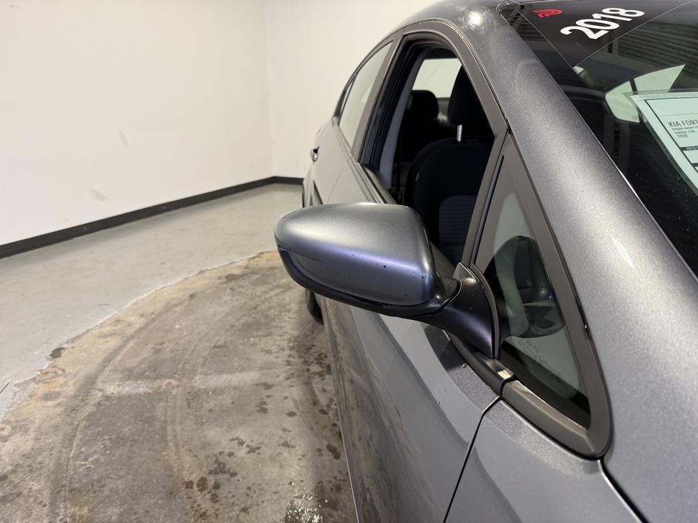 Kia Forte LX 2018 d&rsquo;occasion à vendre - 11