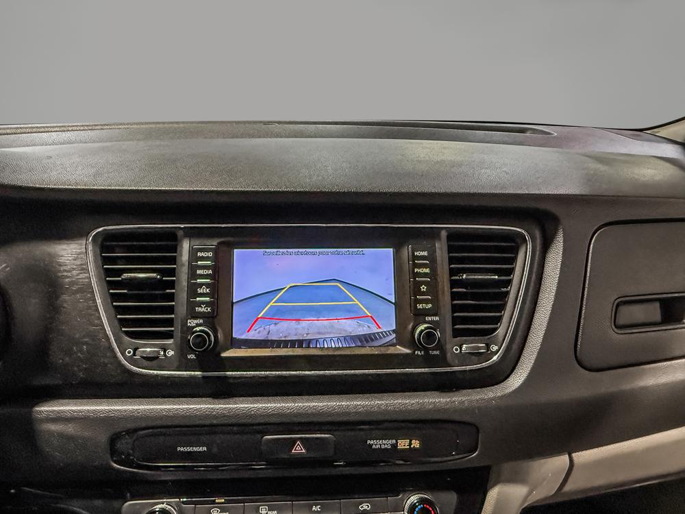 Kia Sedona LX 2019 d&rsquo;occasion à vendre - 26