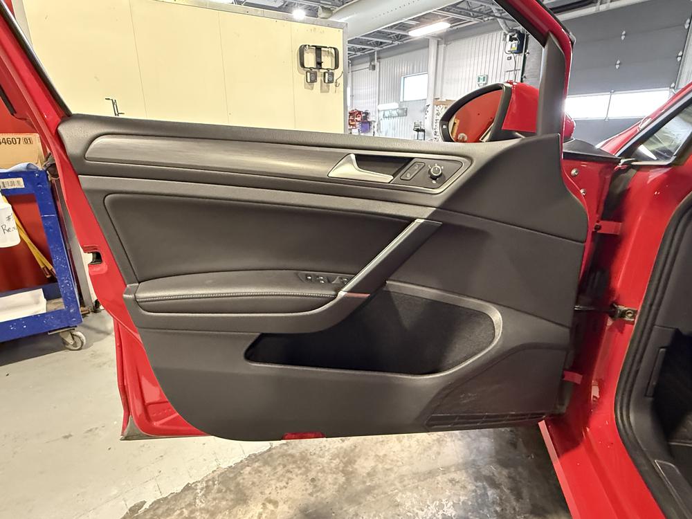 Volkswagen Golf SportWagen 2018 Rouge usage à vendre Volkswagen Golf SportWagen 2018 Rouge usage à vendre