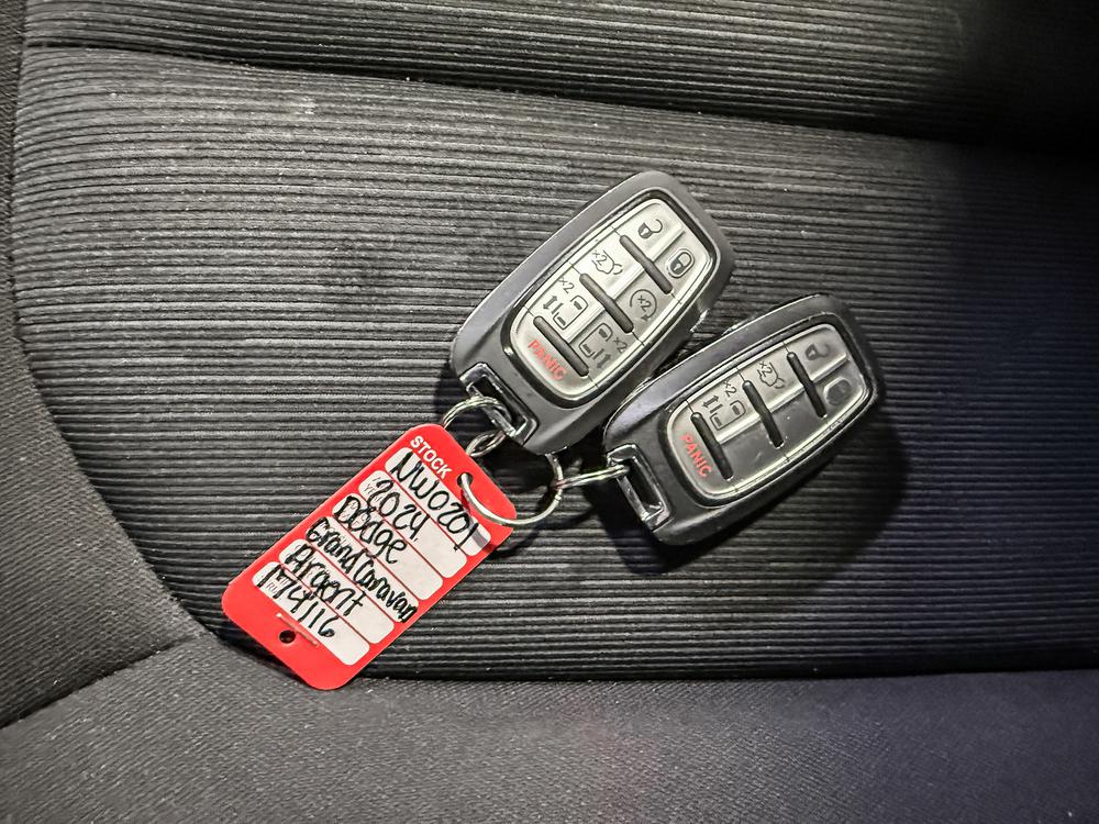 Chrysler Grand Caravan SXT 2024 d&rsquo;occasion à vendre - 33