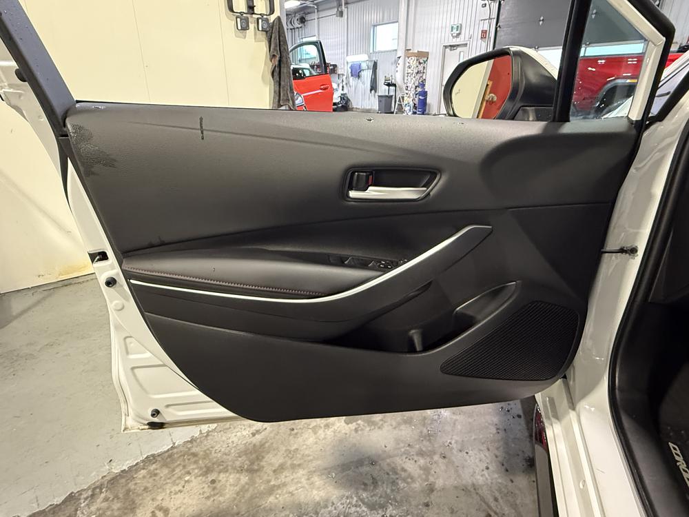 Toyota Corolla SE 2023 d&rsquo;occasion à vendre - 13
