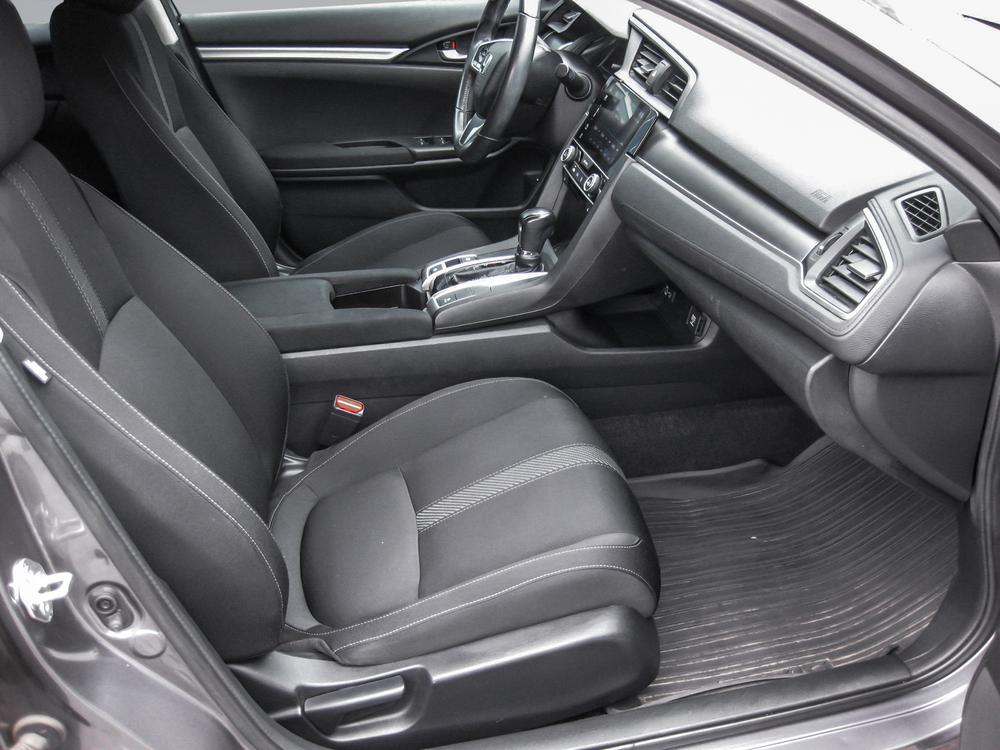 Honda Civic Sedan 2018 Gris usage à vendre Honda Civic Sedan 2018 Gris usage à vendre