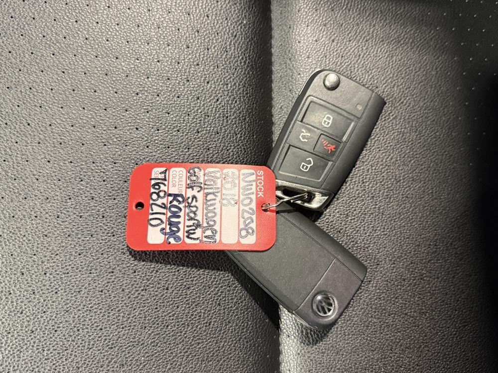 Volkswagen Golf SportWagen 2018 Rouge usage à vendre Volkswagen Golf SportWagen 2018 Rouge usage à vendre