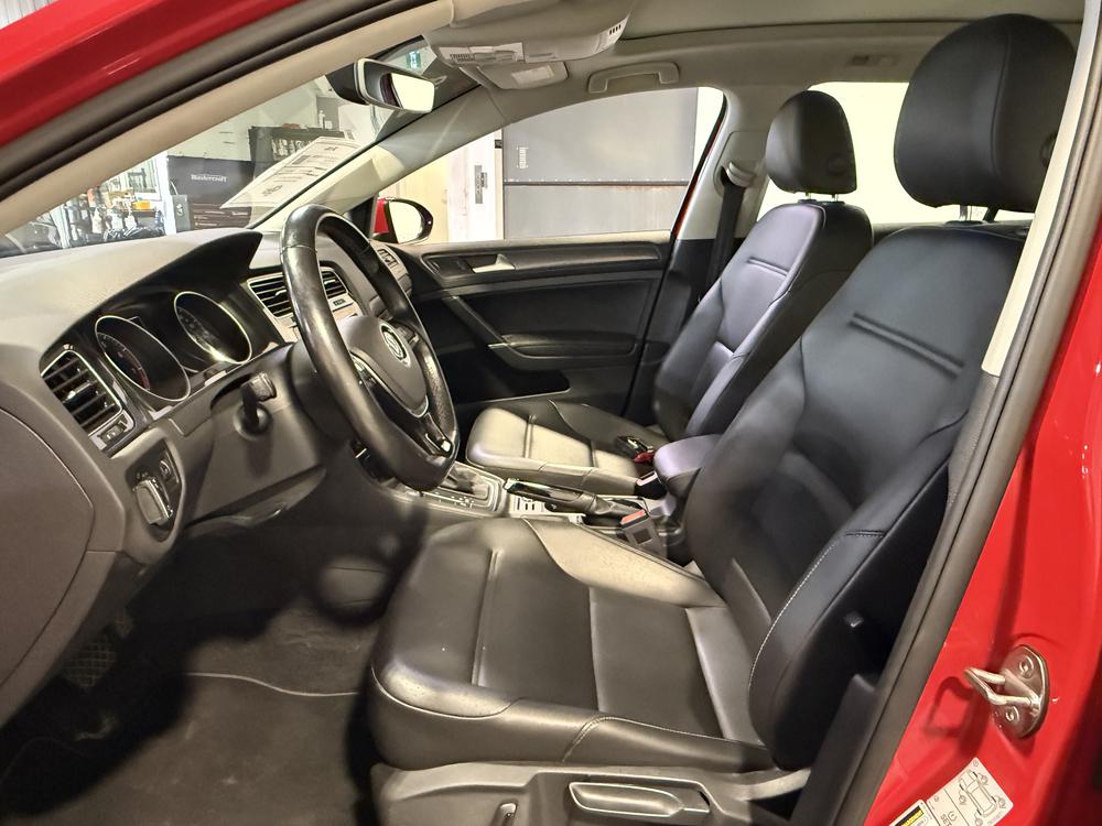 Volkswagen Golf SportWagen 2018 Rouge usage à vendre Volkswagen Golf SportWagen 2018 Rouge usage à vendre